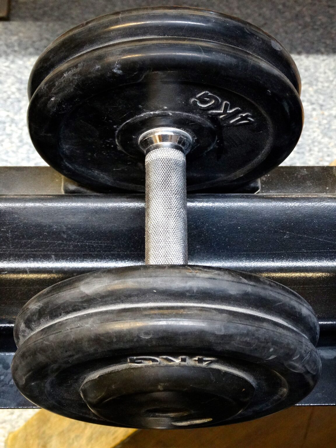 How to Clean Rusty Dumbbells - Simple Fitness Hub